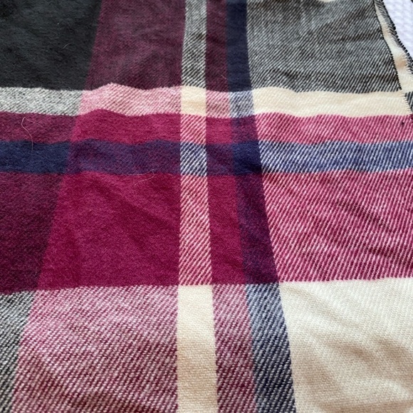 Accessories - Cashmere Blend Scarf Cranberry Black Plaid Fringe